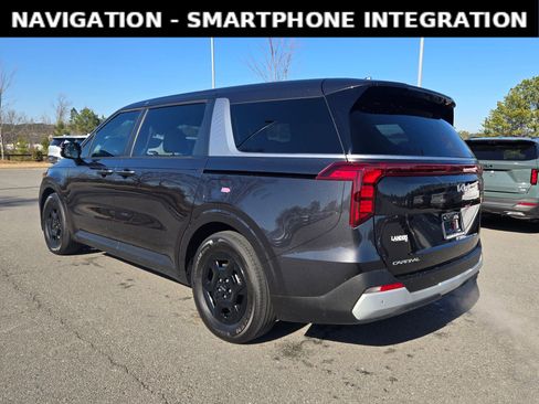 Certified 2025 Kia Carnival LXS image 5