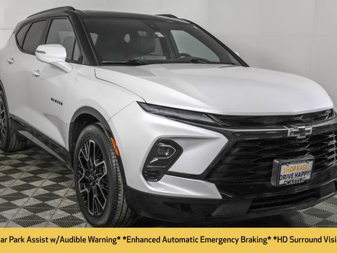 Certified 2023 Chevrolet Blazer RS w/ Driver Confidence II Package image 12