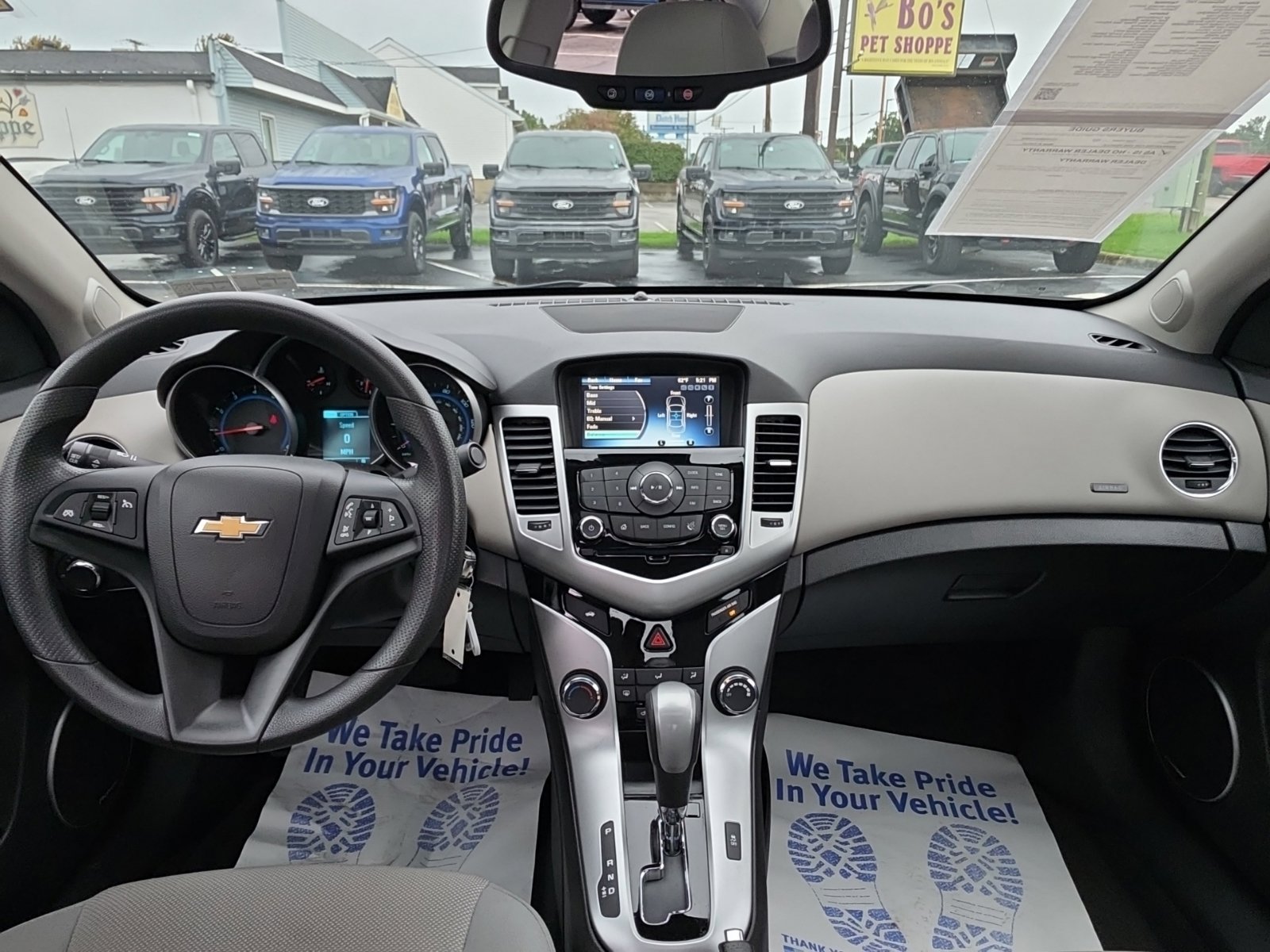 Used 2016 Chevrolet Cruze LT w/ Sun And Sound Package FWD image 17