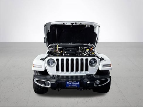 Used 2021 Jeep Wrangler Unlimited Sahara AWD/4WD image 22