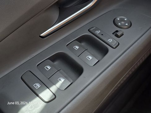 Certified 2025 Hyundai Elantra SE FWD image 27