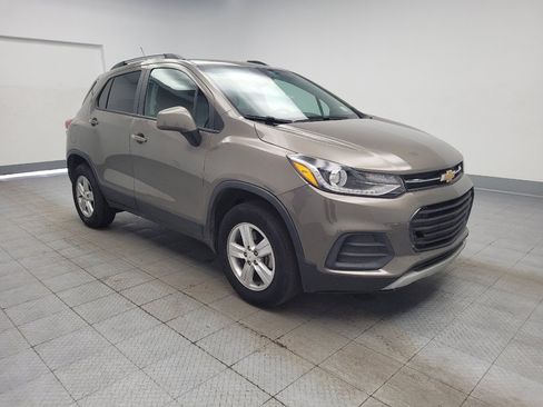 Used 2022 Chevrolet Trax LT w/ Driver Confidence Package AWD/4WD image 13