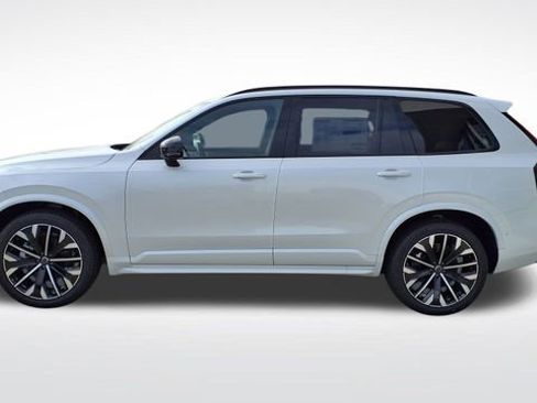 New 2026 Volvo XC90 B6 Ultra w/ Lounge Package image 5
