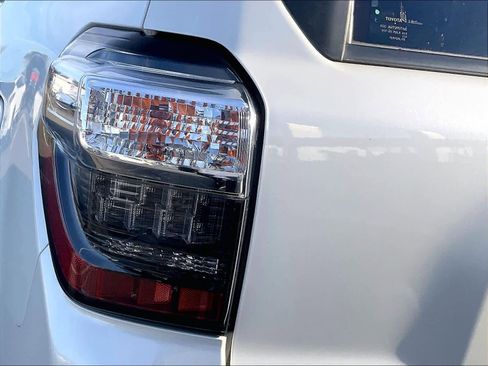 Used 2020 Toyota 4Runner Limited image 30