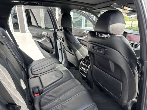 Used 2020 BMW X5 xDrive40i w/ M Sport Package AWD/4WD image 33
