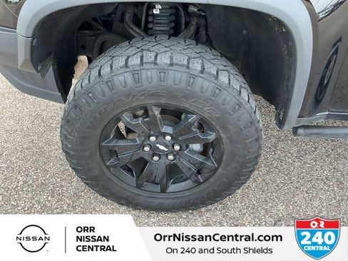 Used 2018 Chevrolet Colorado ZR2 w/ ZR2 Midnight Special Edition image 9