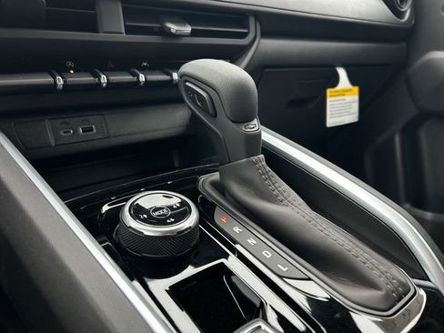 New 2026 Chevrolet Colorado Trail Boss AWD/4WD image 39
