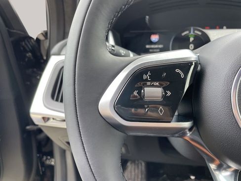 New 2024 Jaguar I-PACE R-Dynamic HSE image 14