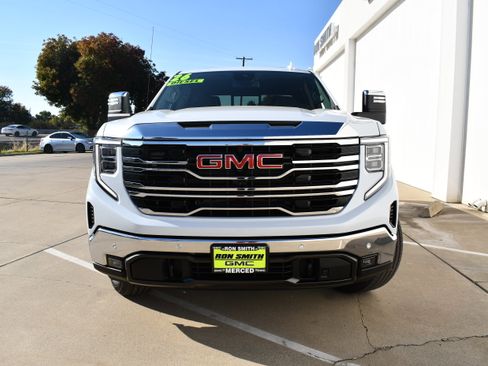 New 2026 GMC Sierra 1500 SLT w/ SLT Premium Plus Package image 4