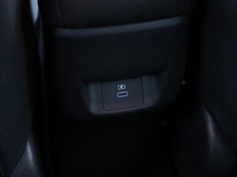 New 2025 Nissan Versa SV w/ Trunk Package image 20