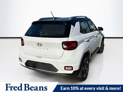 New 2026 Hyundai Venue SEL FWD image 9
