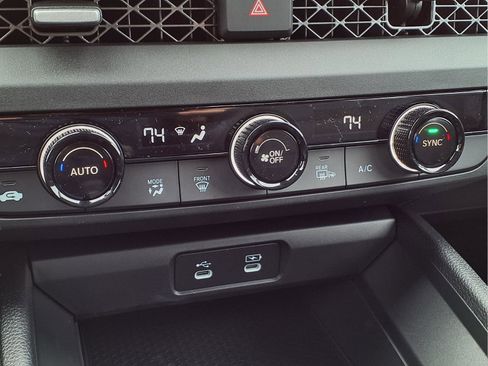 New 2025 Honda Accord SE image 18