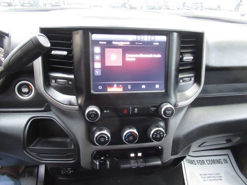 Used 2024 RAM 3500 Tradesman w/ Chrome Appearance Group image 25