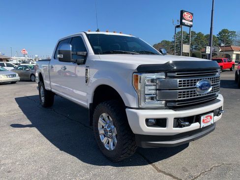 Used 2019 Ford F350 Platinum w/ Platinum Ultimate Package image 7
