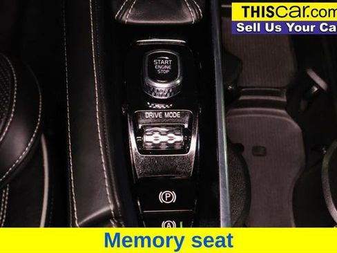 Used 2020 Volvo S90 T6 R-Design image 16