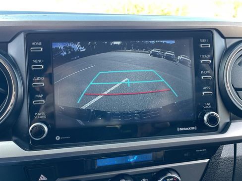 Used 2023 Toyota Tacoma SR5 AWD/4WD image 11