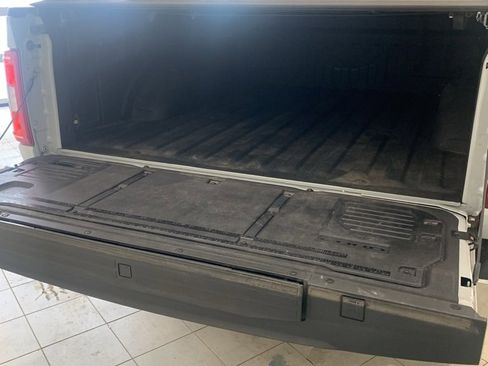 Used 2023 Ford F150 XLT w/ Equipment Group 302A High image 17