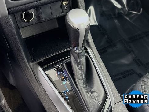 Used 2019 Toyota Corolla LE image 16