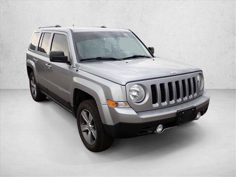 Used 2016 Jeep Patriot High Altitude AWD/4WD image 8