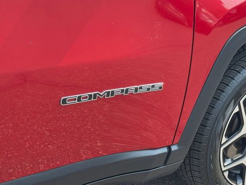Used 2025 Jeep Compass Limited AWD/4WD image 36