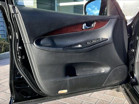 Used 2015 INFINITI QX50 Journey w/ Premium Package image 22