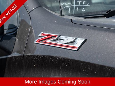 Used 2020 Chevrolet Silverado 1500 Custom Trail Boss w/ Custom Convenience Package AWD/4WD image 8