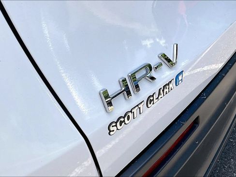 Used 2024 Honda HR-V LX image 24