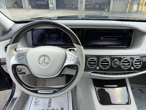 Used 2015 Mercedes-Benz S 550 Sedan image 23