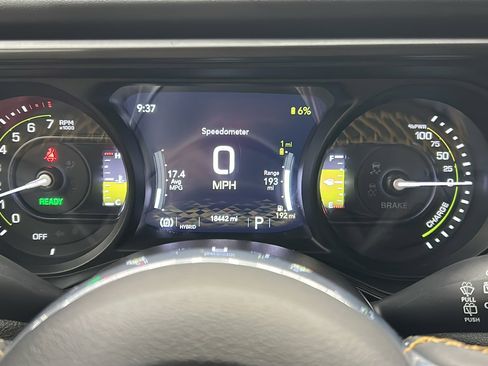 Used 2024 Jeep Wrangler Unlimited Sahara w/ Safety Group image 29