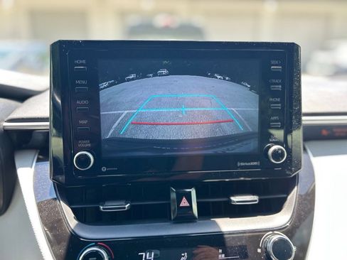 Used 2022 Toyota Corolla SE FWD image 11