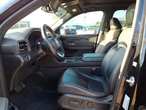 Used 2023 Honda Pilot TrailSport image 18