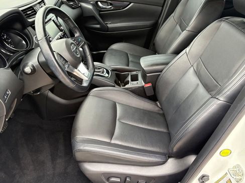 Certified 2022 Nissan Rogue Sport SL AWD/4WD image 33