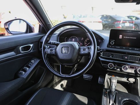 Certified 2024 Honda Civic Sport image 4