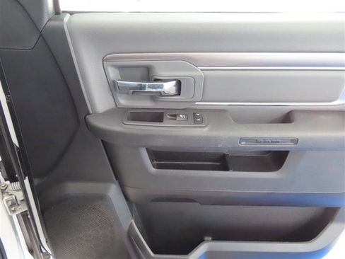 Used 2023 RAM 1500 Classic SLT w/ Trailer & Traction Group AWD/4WD image 32