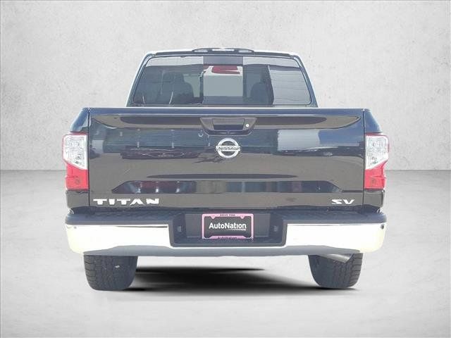 Used 2019 Nissan Titan SV RWD image 6