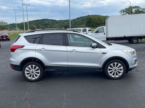 Used 2019 Ford Escape SEL FWD image 6