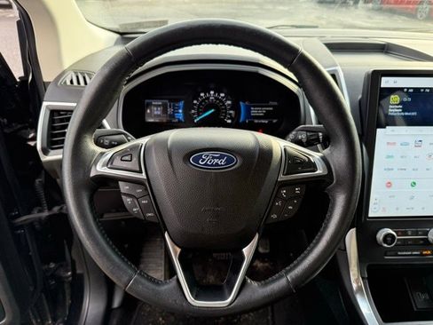 Used 2022 Ford Edge Titanium image 14