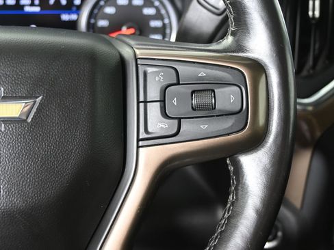 Used 2022 Chevrolet Silverado 1500 High Country AWD/4WD image 39