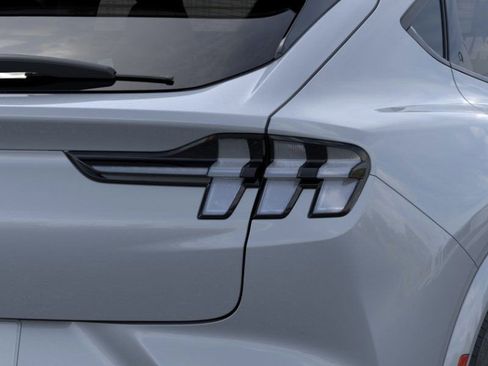 New 2025 Ford Mustang Mach-E Premium image 22