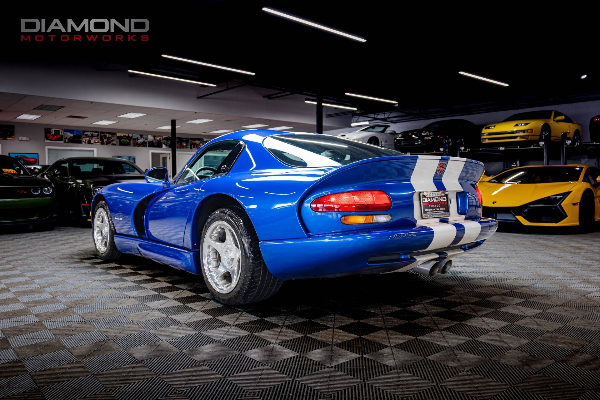 Used 1996 Dodge Viper GTS RWD image 2