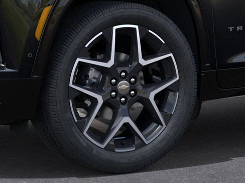 New 2026 Chevrolet Traverse High Country w/ LPO, Floor Liner Package image 9