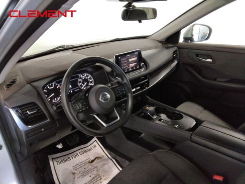 Used 2021 Nissan Rogue SV image 28