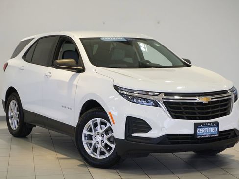 Certified 2024 Chevrolet Equinox LS w/ LS Convenience Package image 3