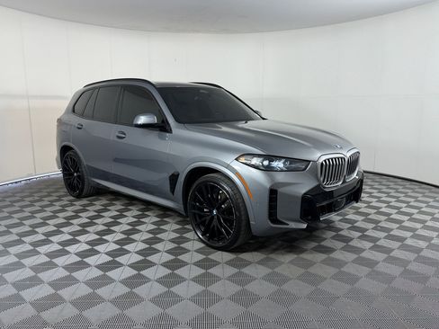 Used 2024 BMW X5 sDrive40i w/ M Sport Package RWD image 7