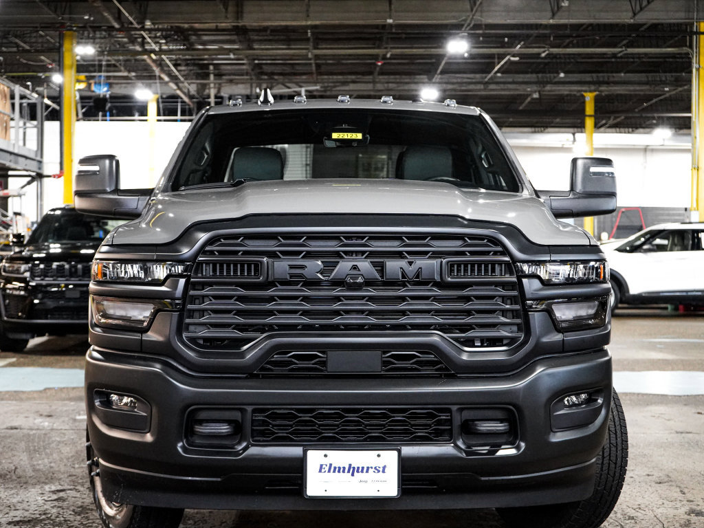 New 2027 RAM 3500 Tradesman AWD/4WD image 3