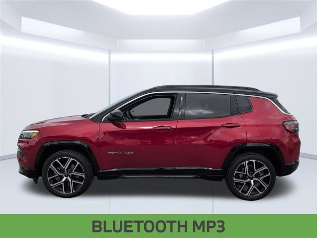 Certified 2025 Jeep Compass Limited w/ Elite Group AWD/4WD image 3