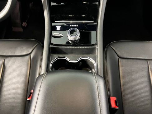 Used 2024 Jeep Grand Cherokee L Limited w/ Luxury Tech Group II image 17