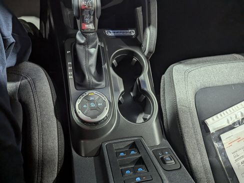 Used 2023 Ford Bronco Big Bend image 21