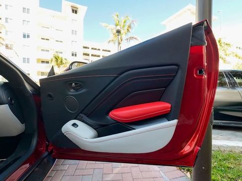 Used 2023 Aston Martin V12 Vantage Roadster image 85