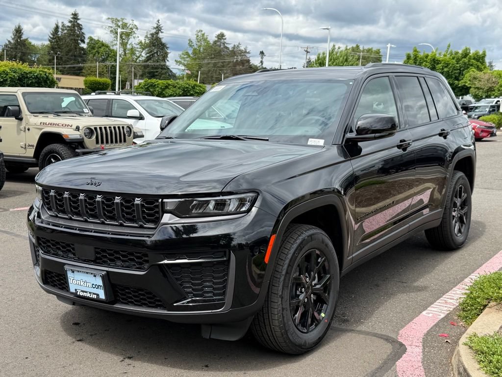 New 2026 Jeep Grand Cherokee Altitude AWD/4WD image 4